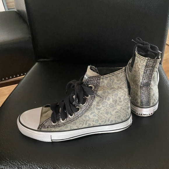 Airwalk High Top Sneakers - Picture 6 of 7